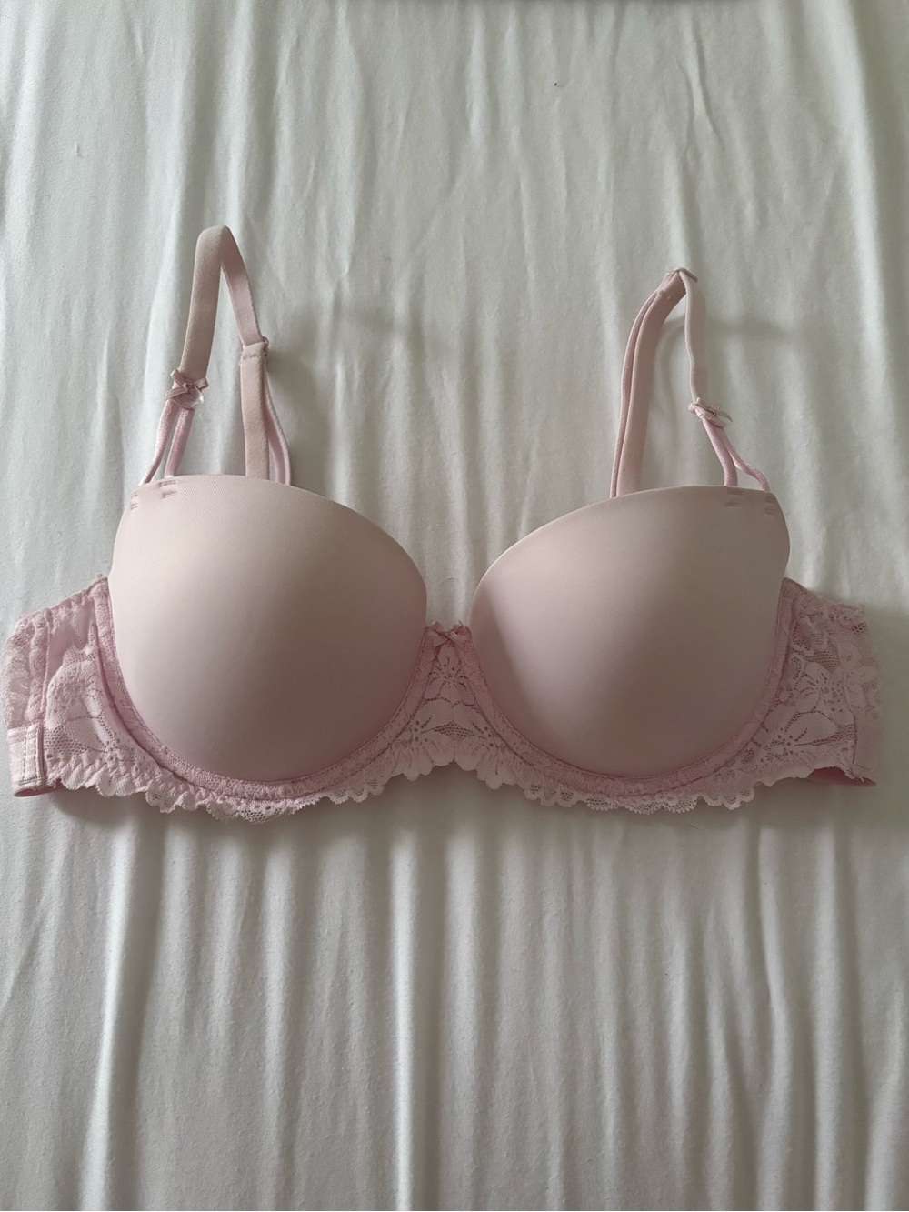 Victoria's Secret Pale Pink Lace Underwire T-Shirt Bra